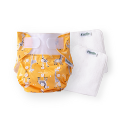 Rudie Baby DryStart toilet training diaper in Giraffes print with inserts