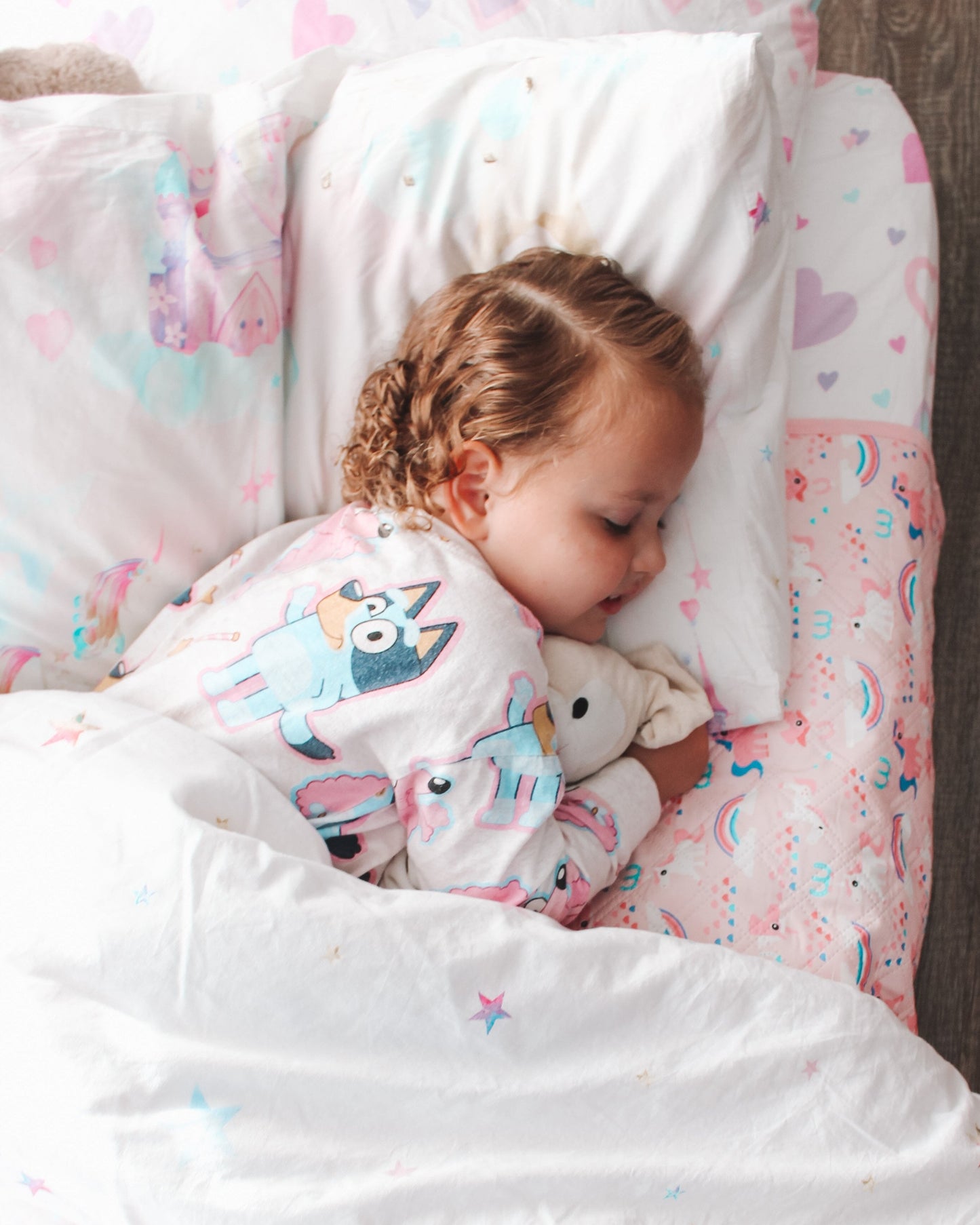 Rudie Baby leakproof bed guard lifestyle photo
